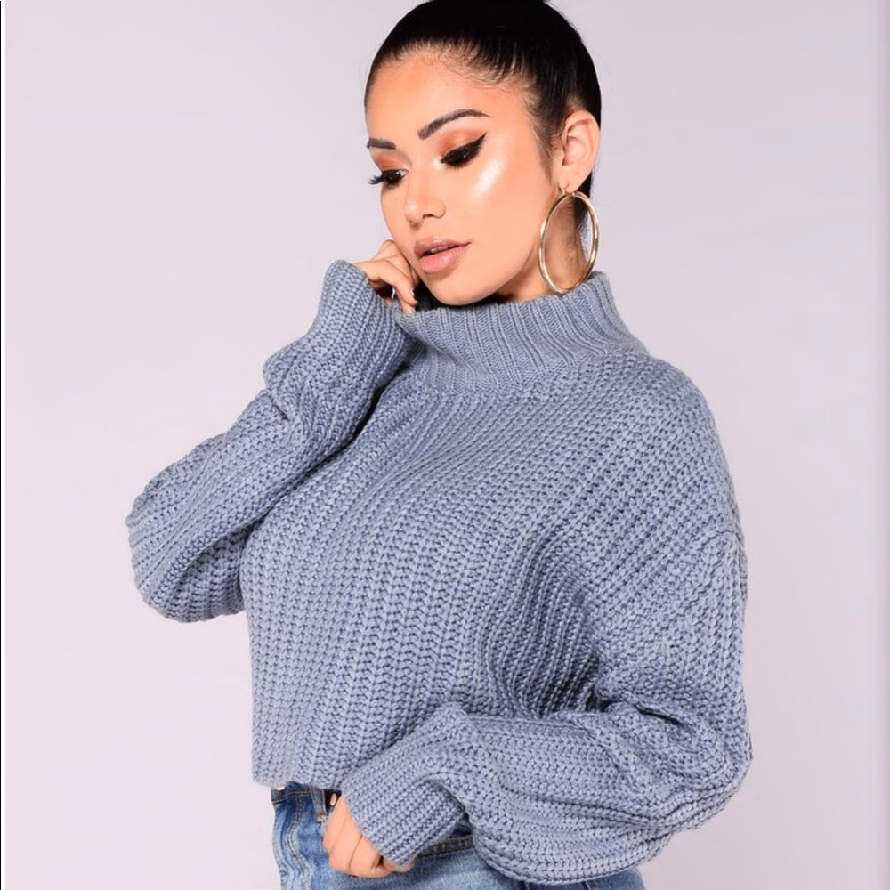 Avelina long sleeve sweater